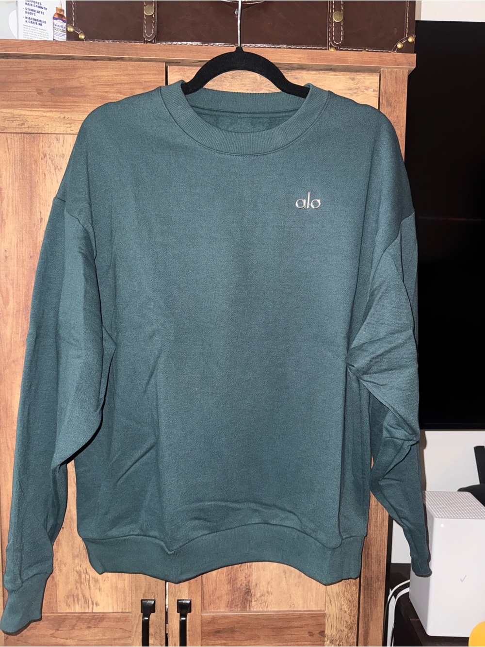 Alo Yoga Crewneck Sweatshirt in Forest Green